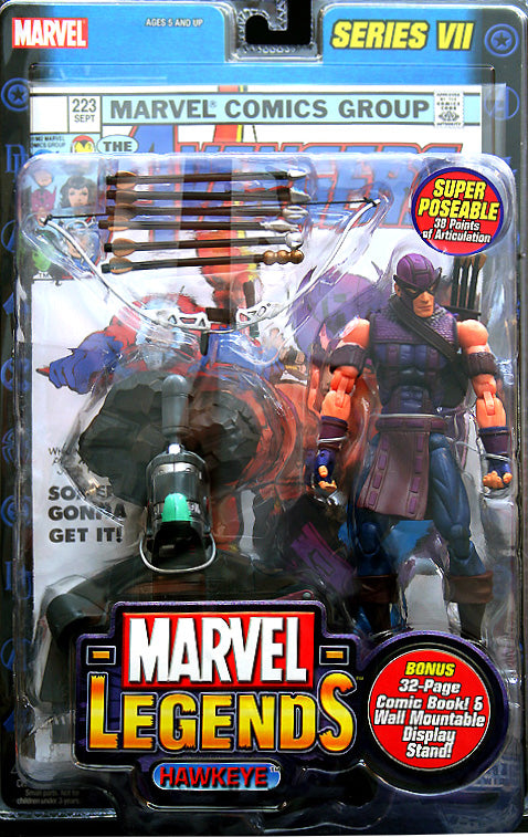 Marvel Legends Hawkeye Clamshell 6